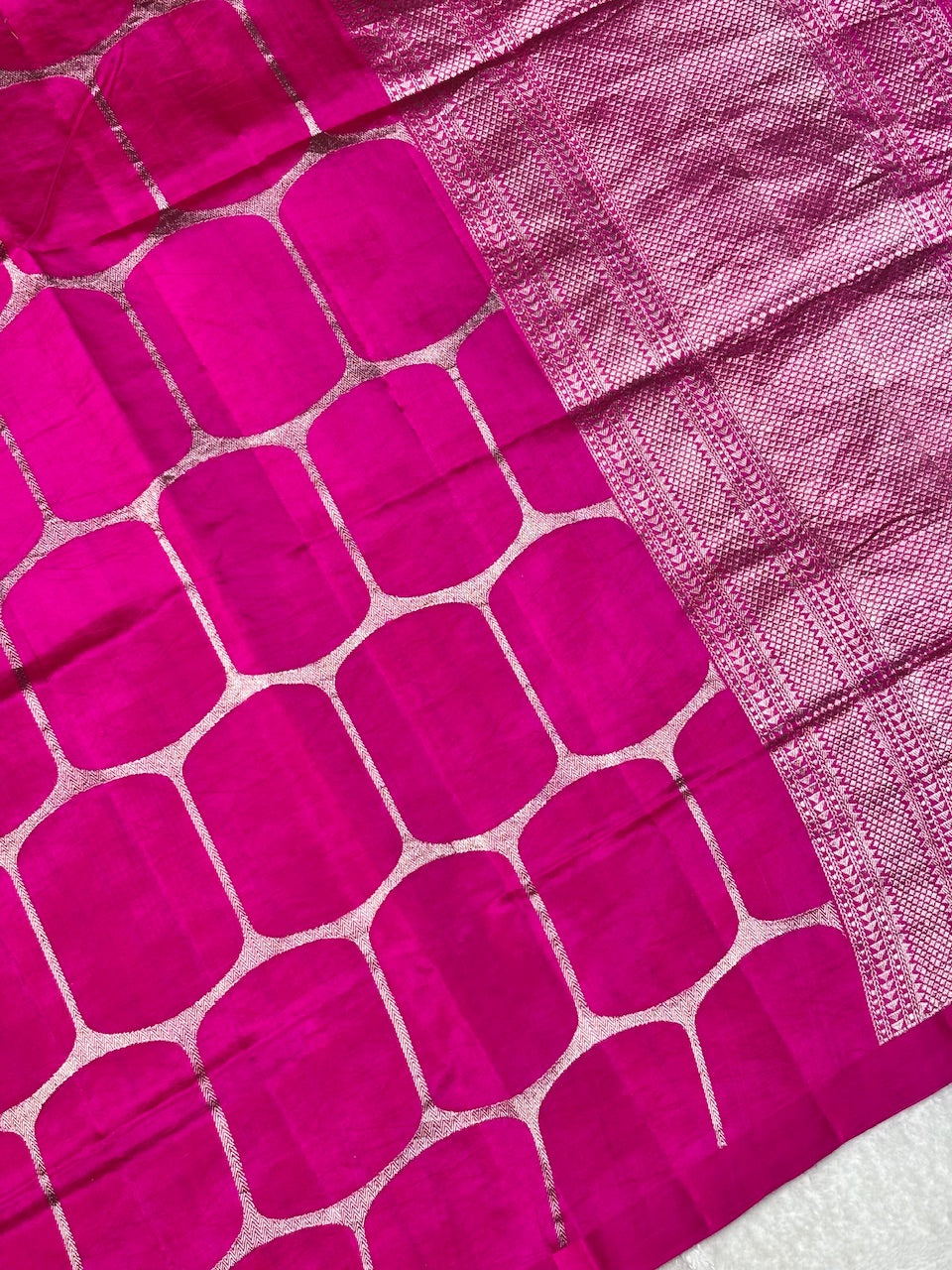 Fuchsia Pink Banarasi Pure Puna Silk Saree