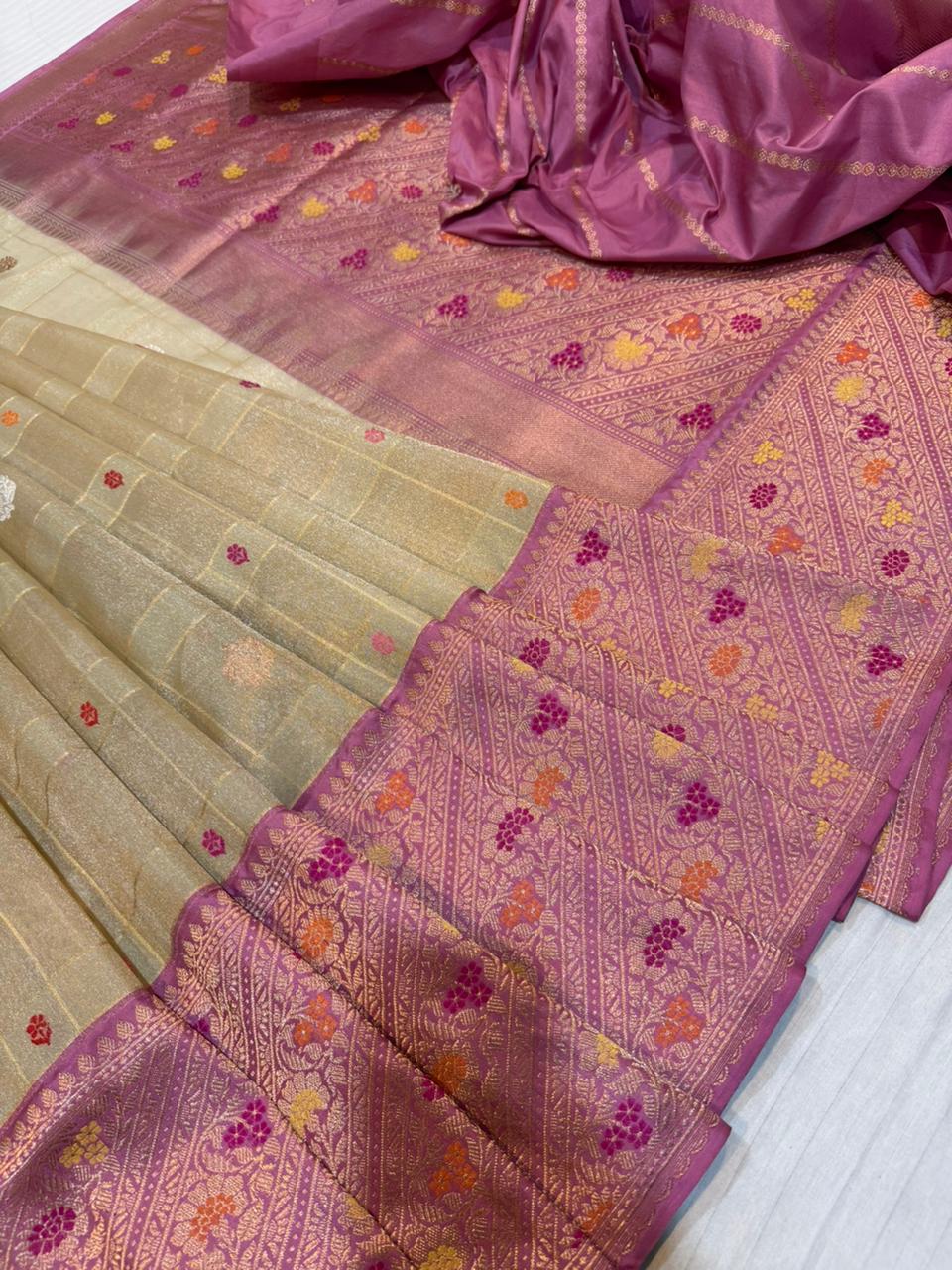 Gajree & cream Contrast Ektara Kora Silk Tissue Kadhiyal Katan Iskirt with Check Body & Motifs
